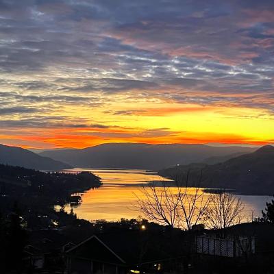 Evening View Of Kalamalka Lake Vernon 